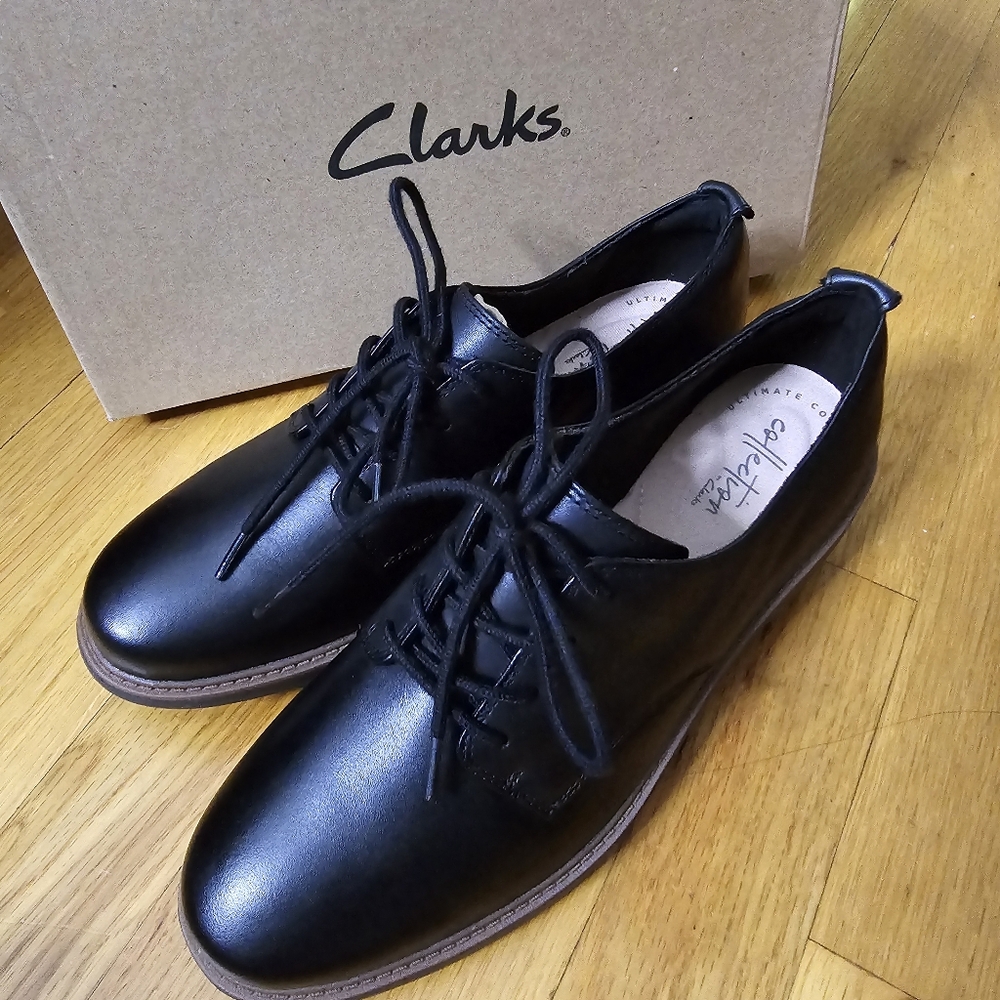 Clarks Raisie Bloom Oxford Lace Up Leather Shoes Size 8